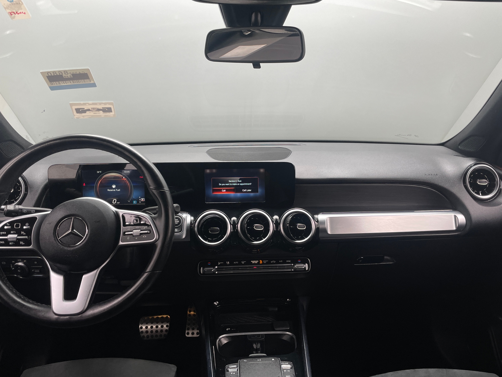 Thumbnail: 2021 Mercedes-Benz GLB - 2