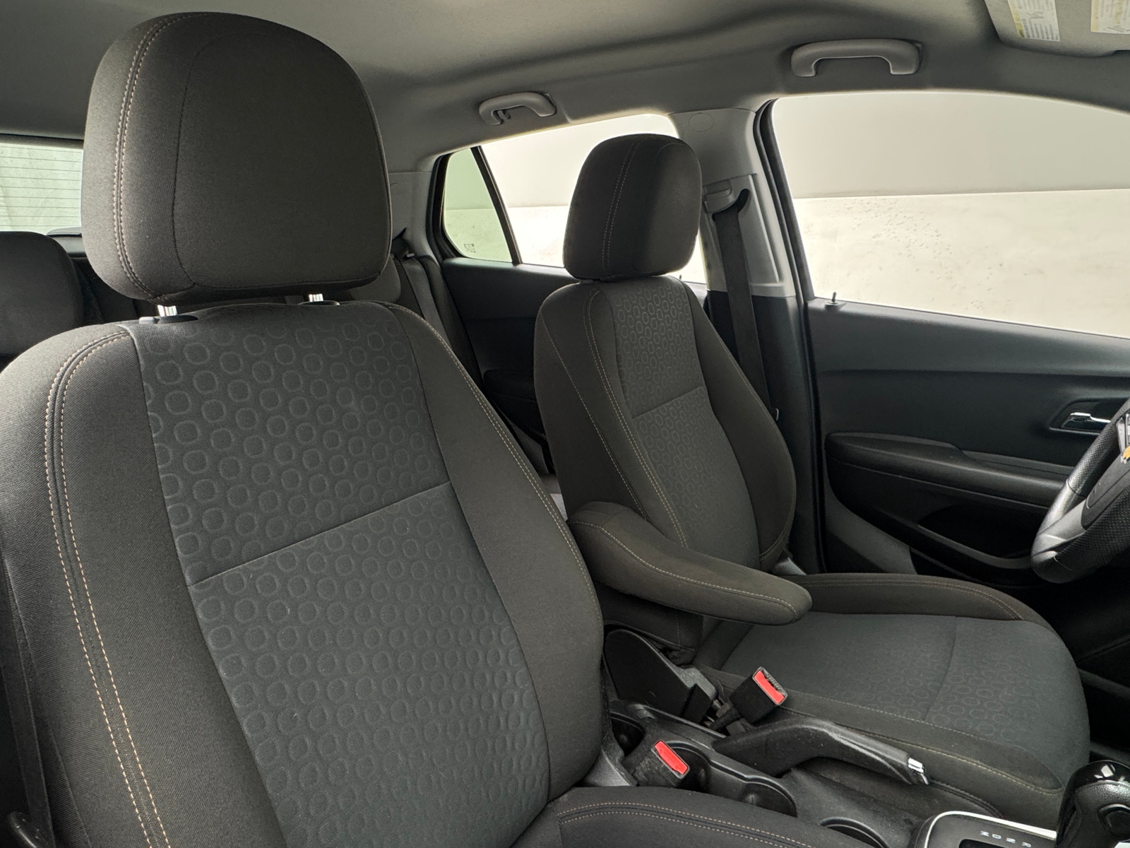 Thumbnail: 2020 Chevrolet Trax - 2