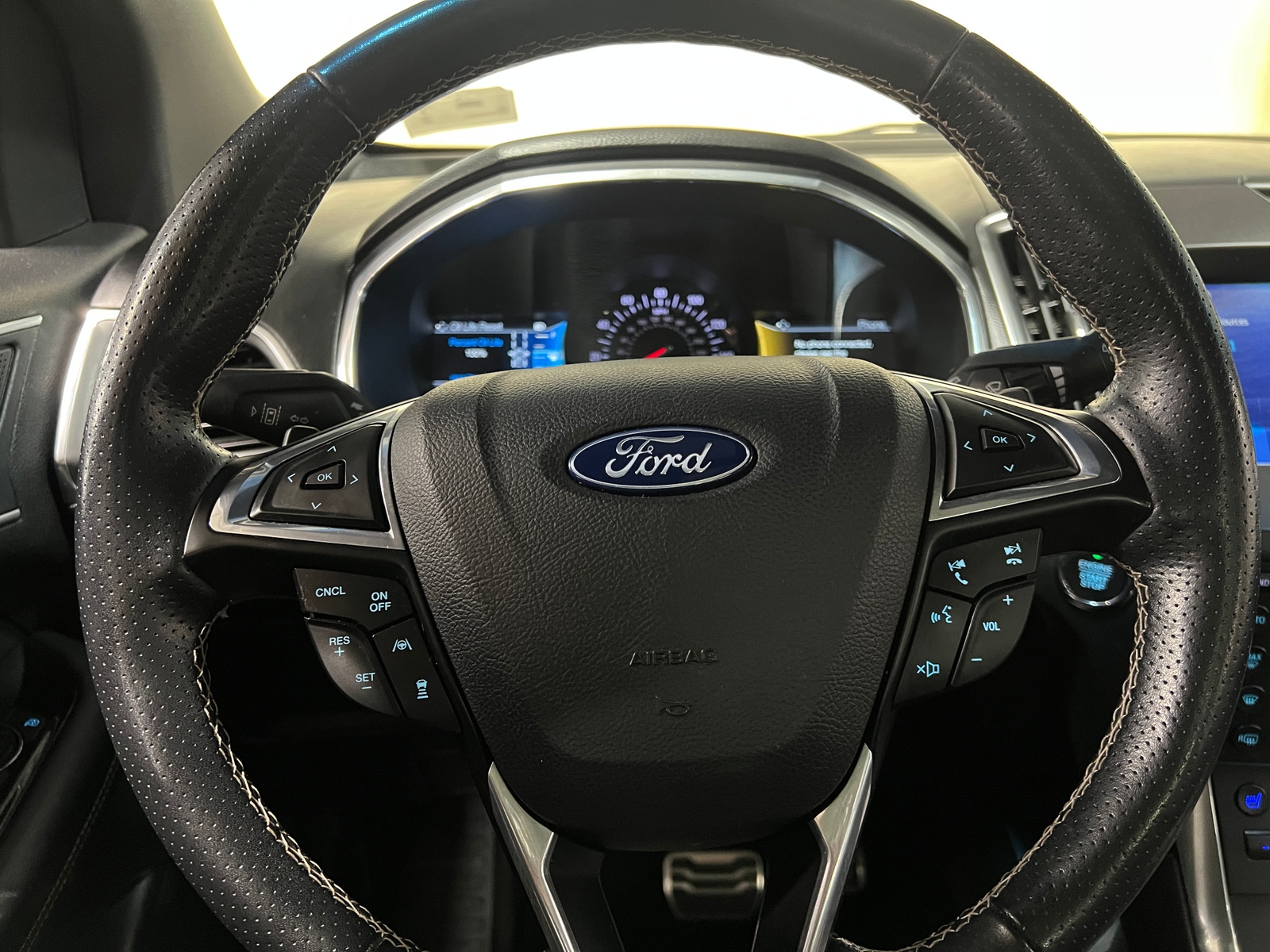 Thumbnail: 2019 Ford Edge - 4