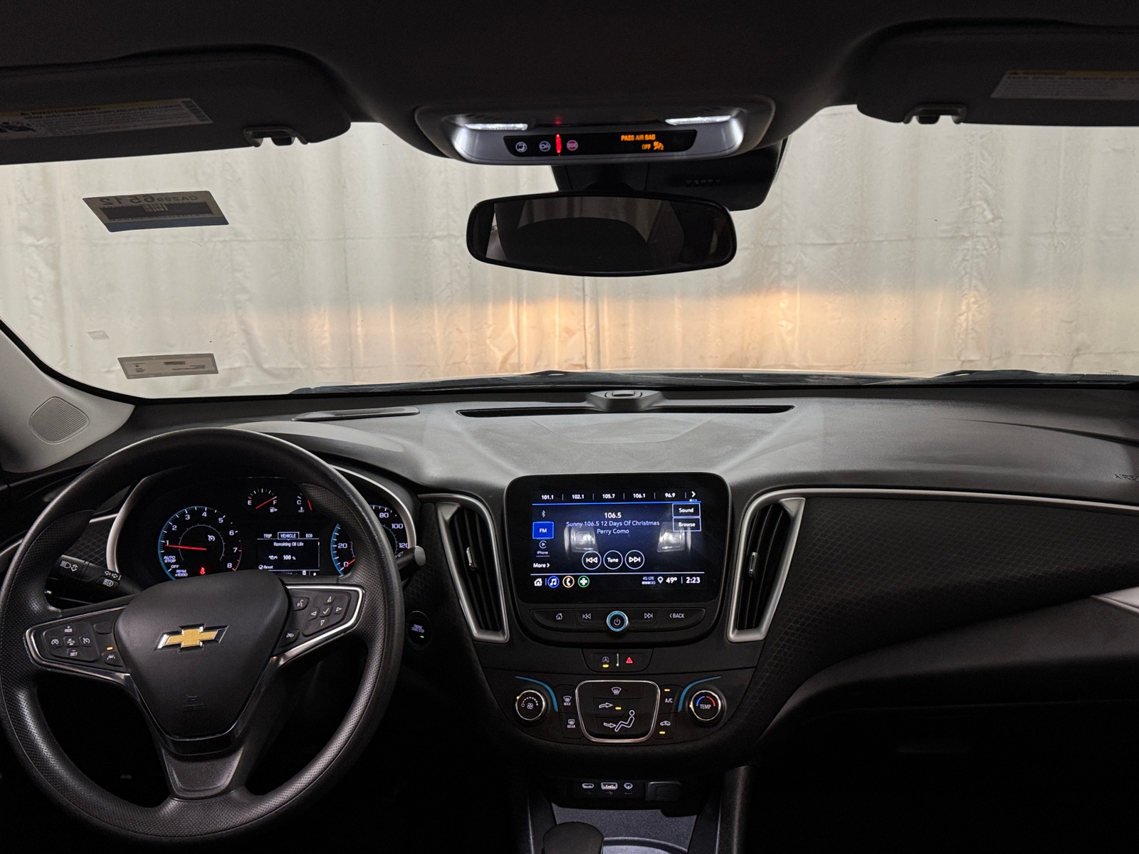 Thumbnail: 2024 Chevrolet Malibu - 3