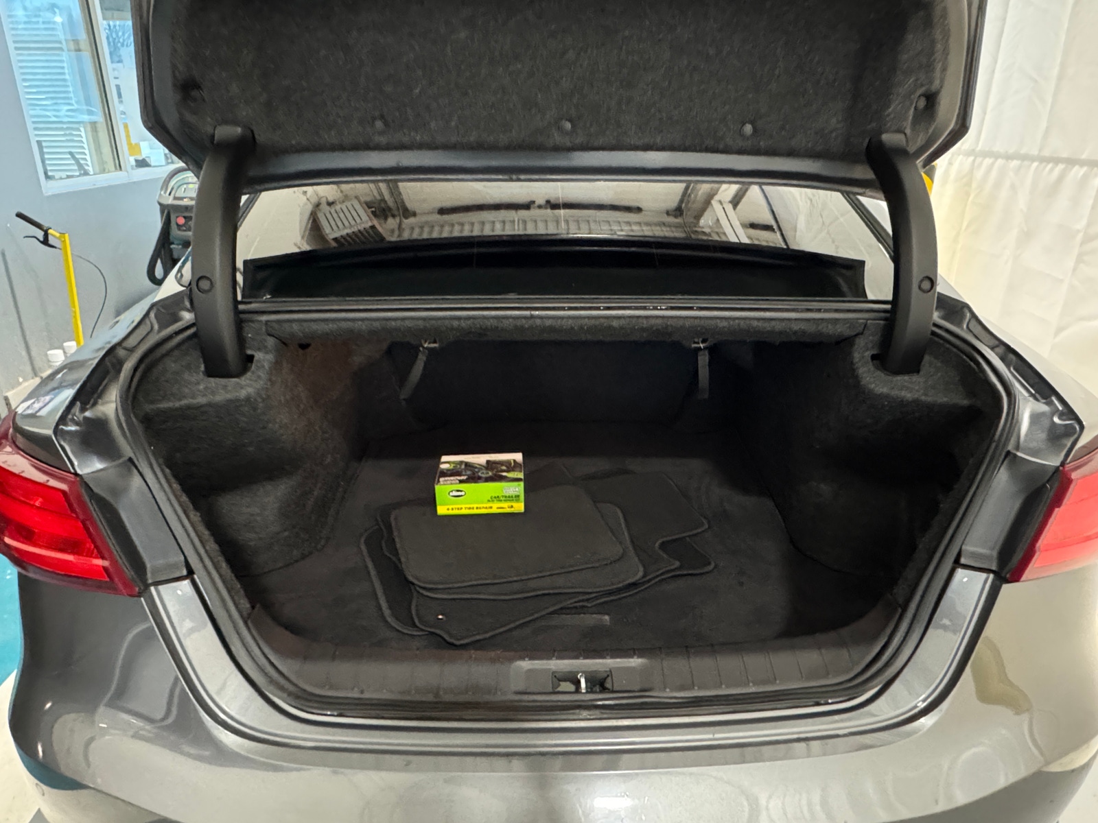 Thumbnail: 2018 Nissan Maxima - 6