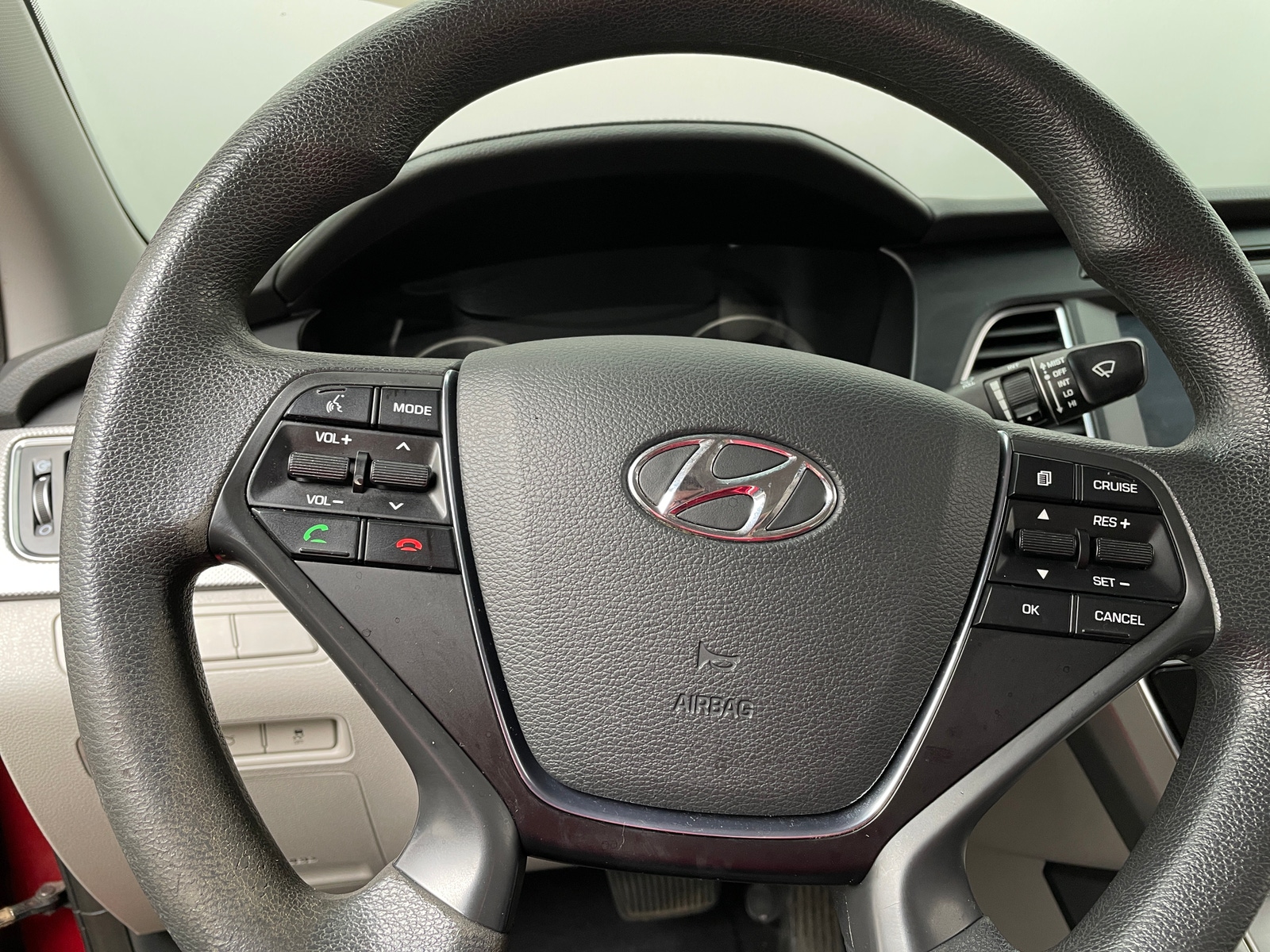 Thumbnail: 2016 Hyundai Sonata - 5