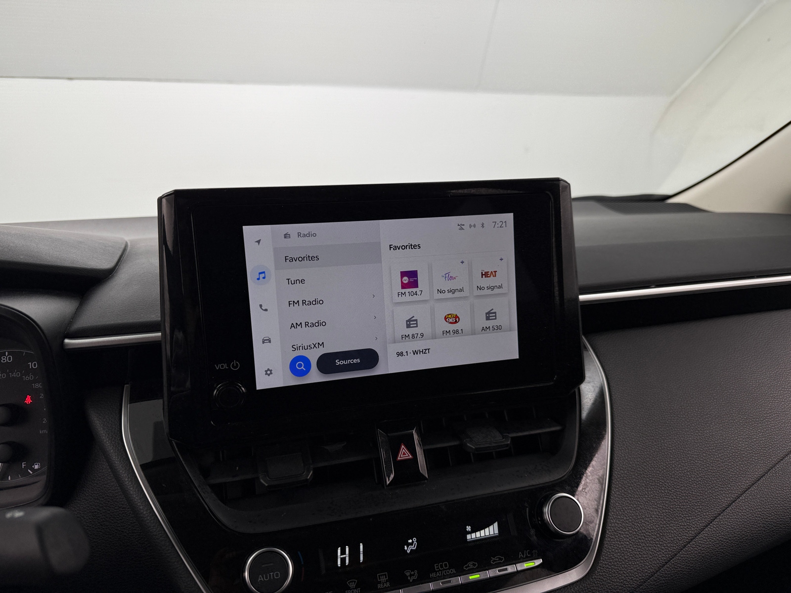 Thumbnail: 2024 Toyota Corolla - 4