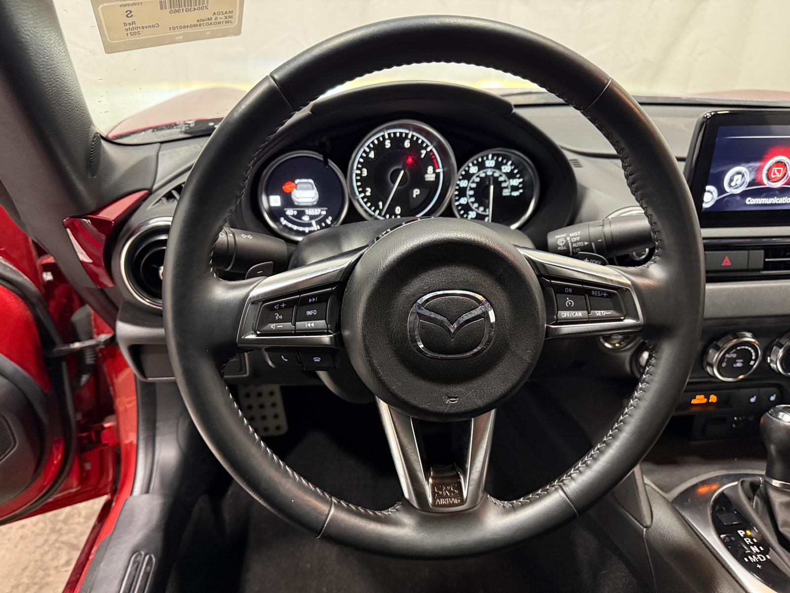 Thumbnail: 2021 Mazda MX-5 Miata - 4