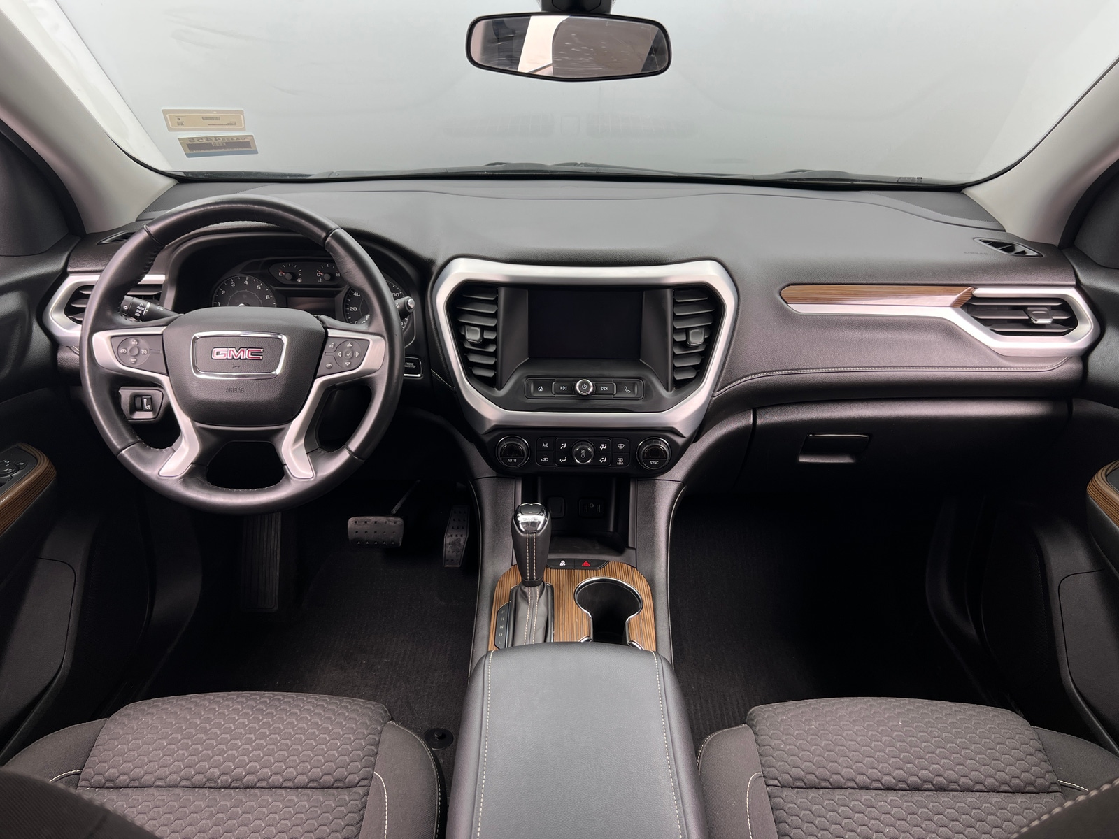 Thumbnail: 2018 GMC Acadia - 3