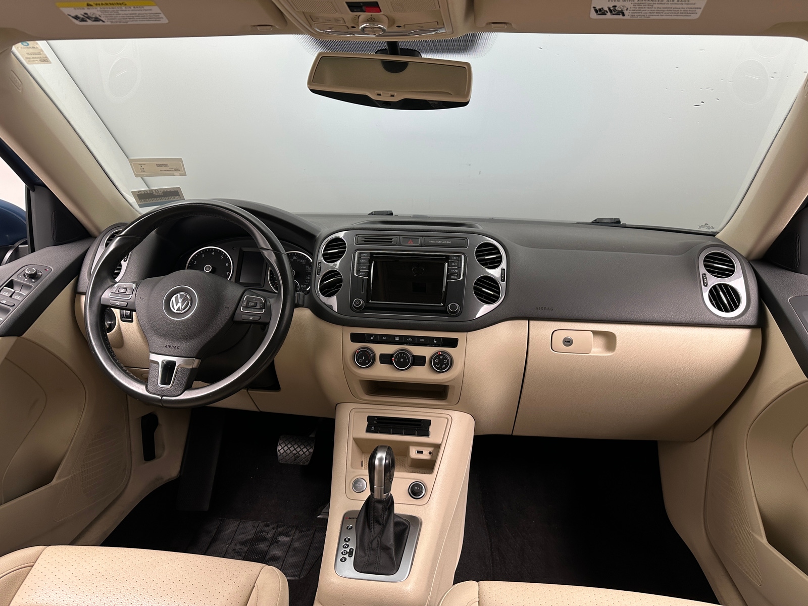 Thumbnail: 2017 Volkswagen Tiguan - 2