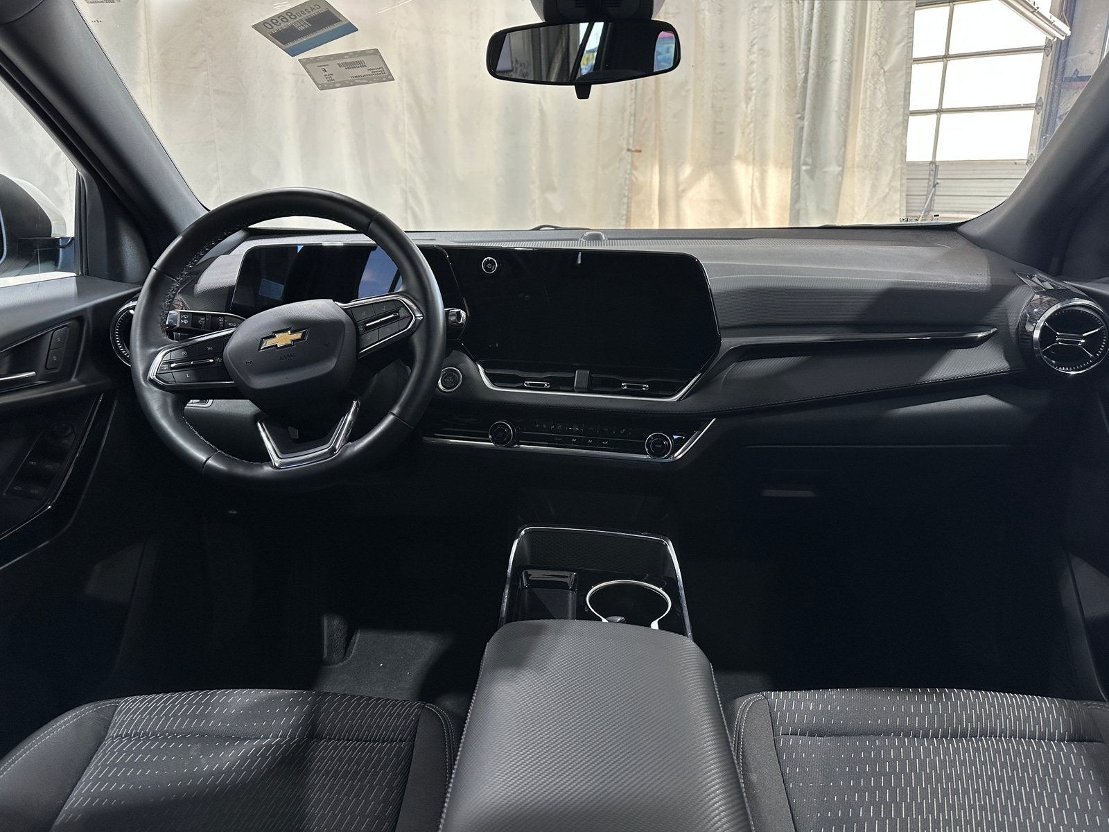 Thumbnail: 2025 Chevrolet Equinox - 3