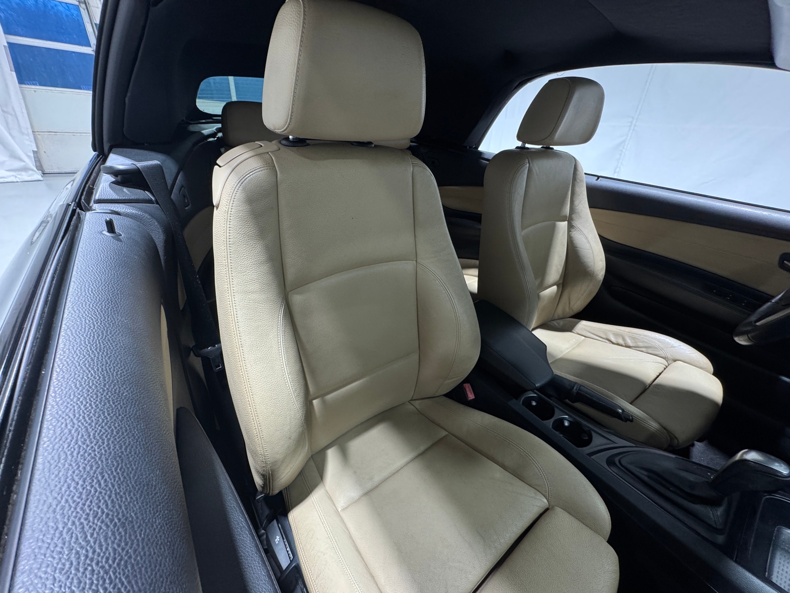 Thumbnail: 2010 BMW 1 Series - 2