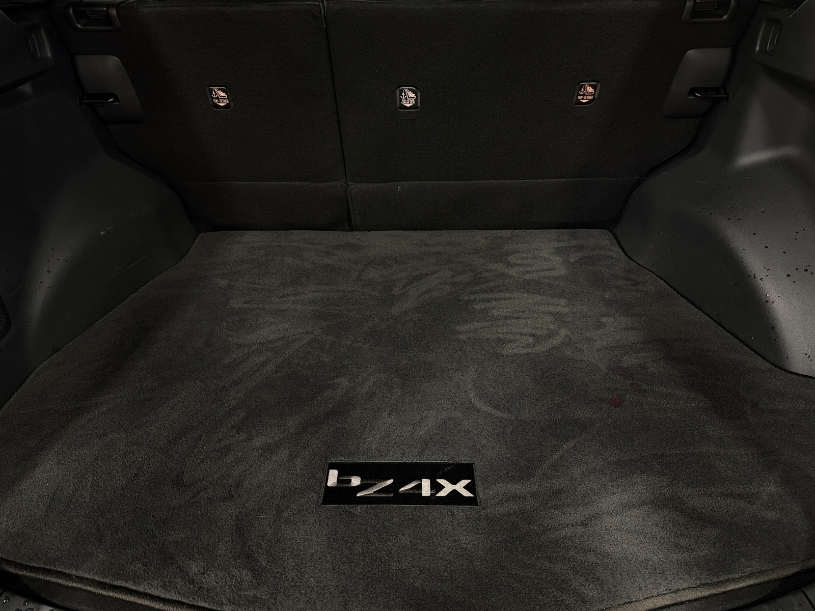 Thumbnail: 2023 Toyota bZ4X - 6