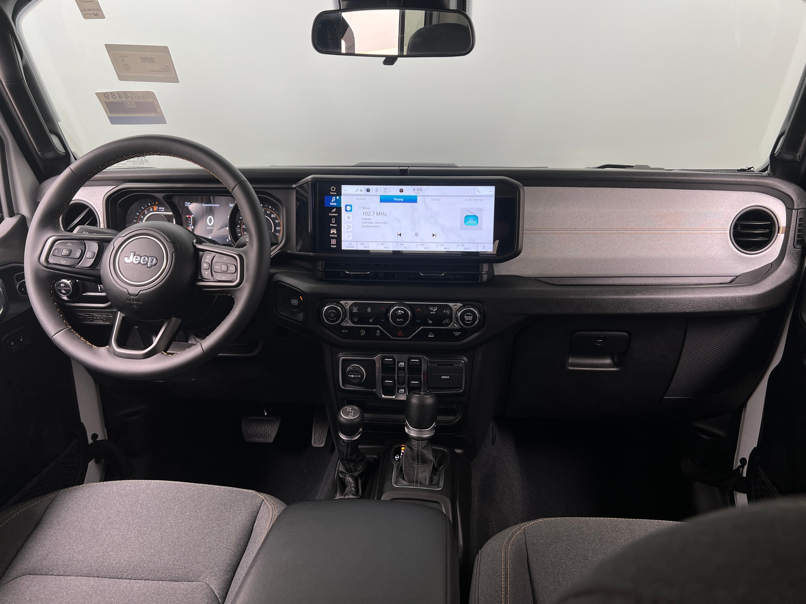 Thumbnail: 2024 Jeep Gladiator - 3