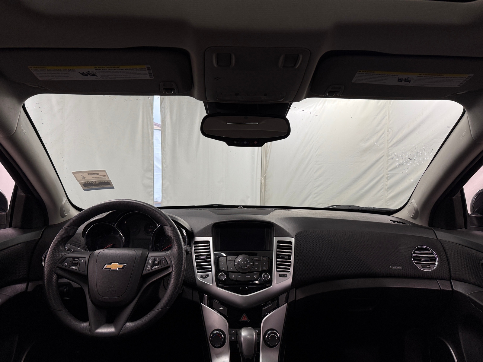 Thumbnail: 2015 Chevrolet Cruze - 3