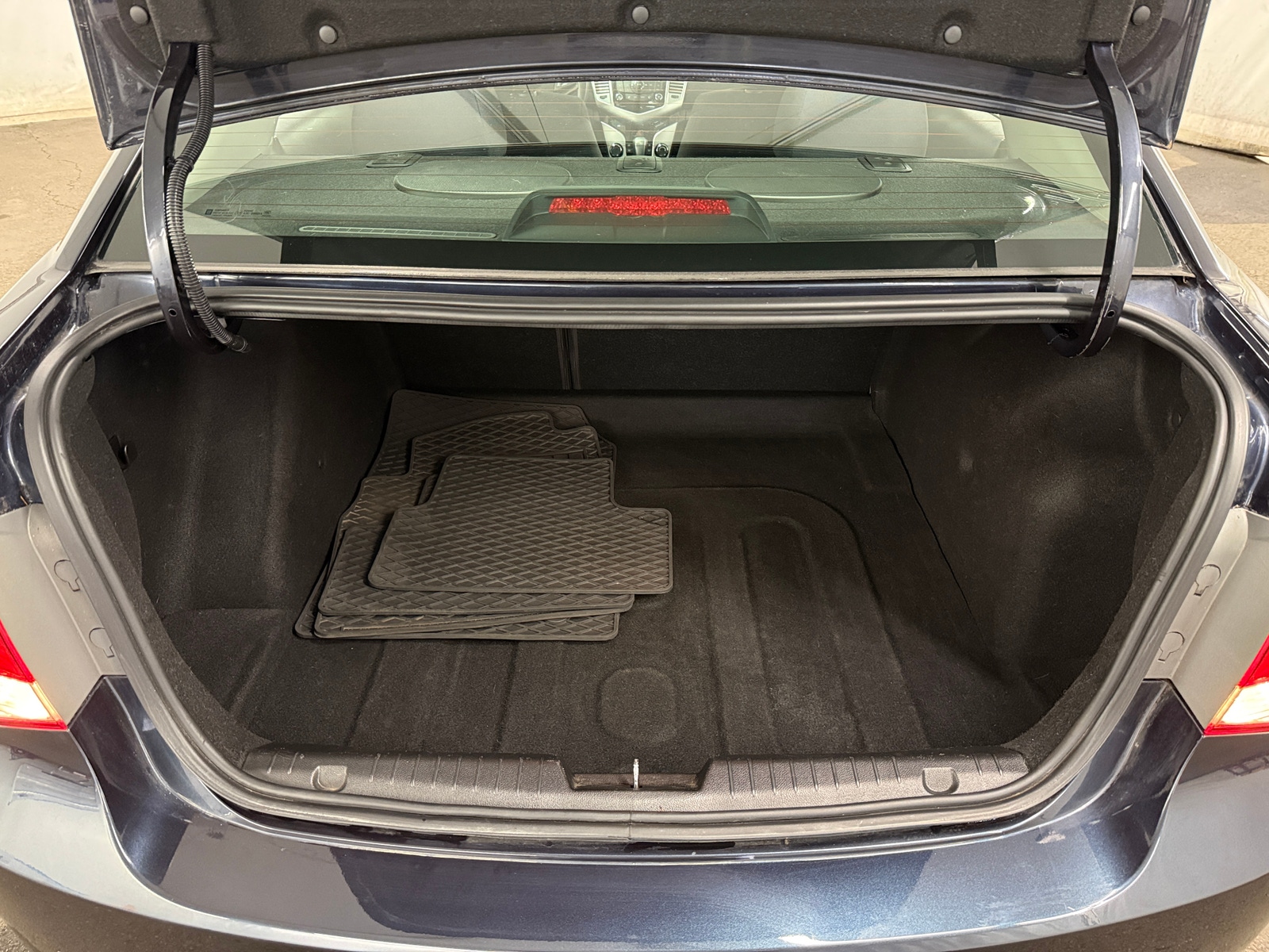 Thumbnail: 2015 Chevrolet Cruze - 7