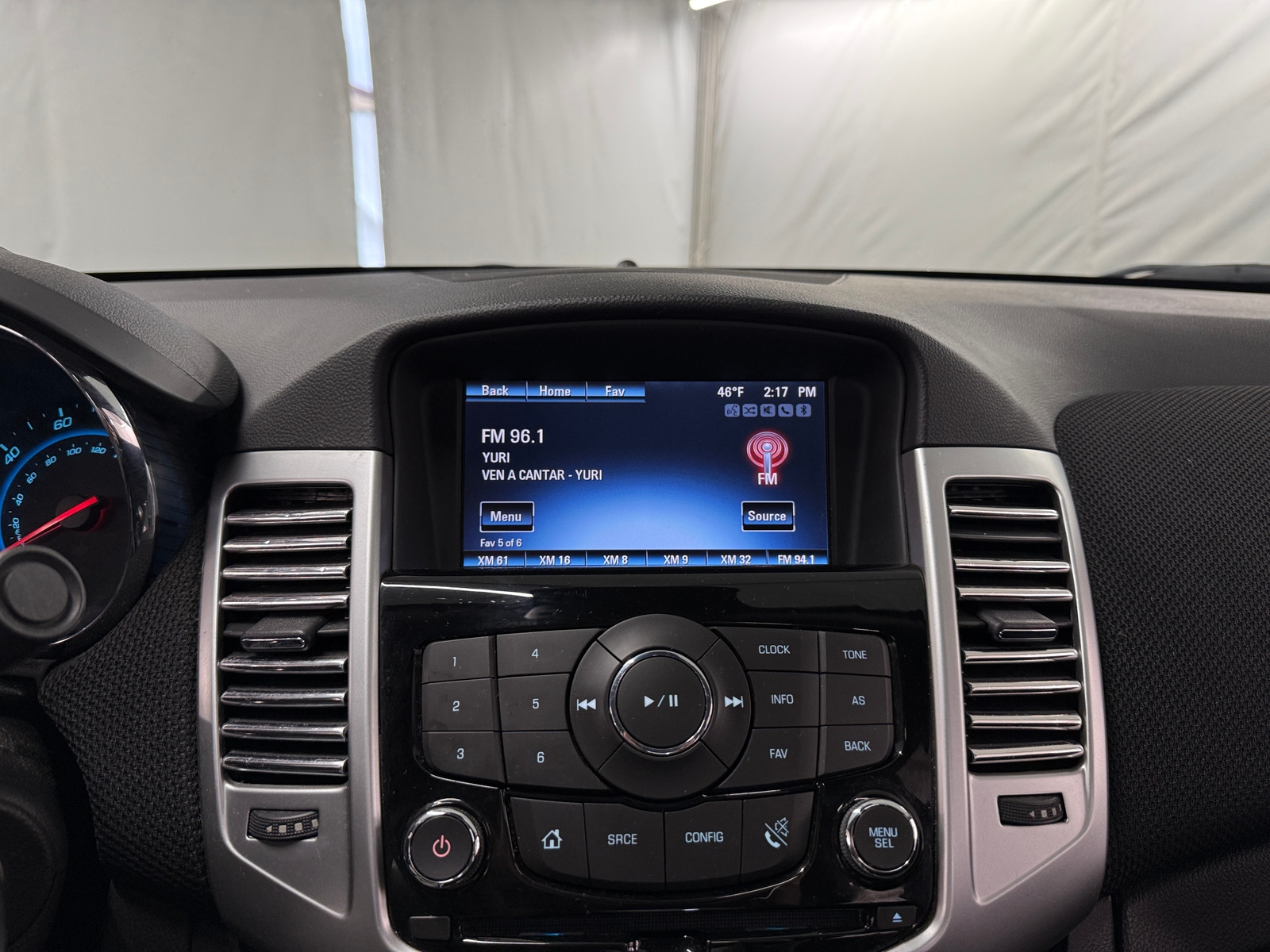 Thumbnail: 2015 Chevrolet Cruze - 4