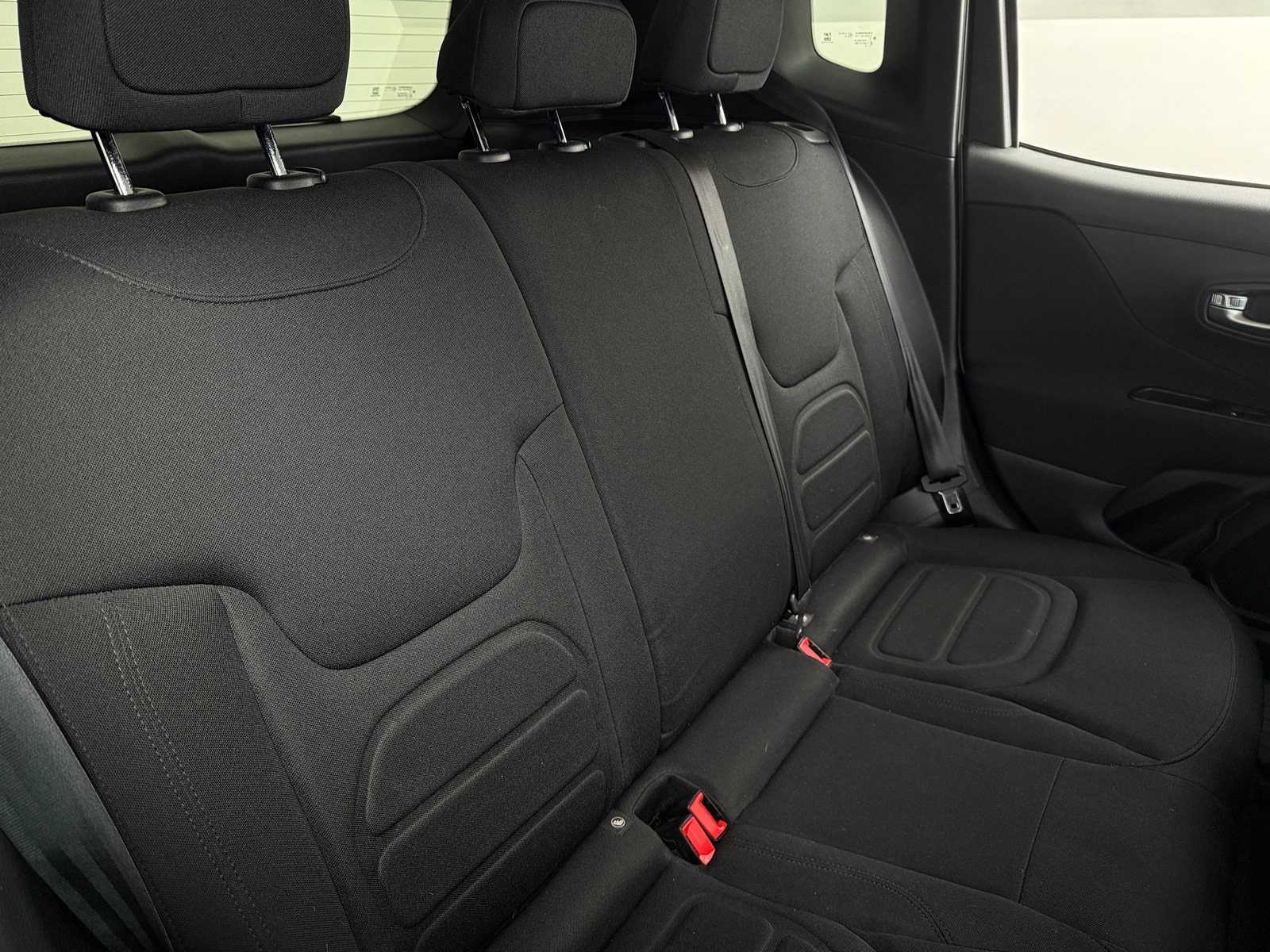 Thumbnail: 2020 Jeep Renegade - 6