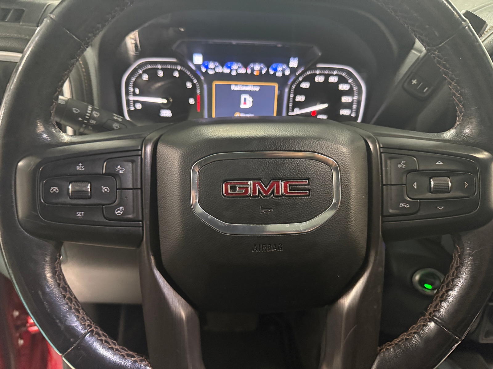 Thumbnail: 2022 GMC Sierra 2500 - 4