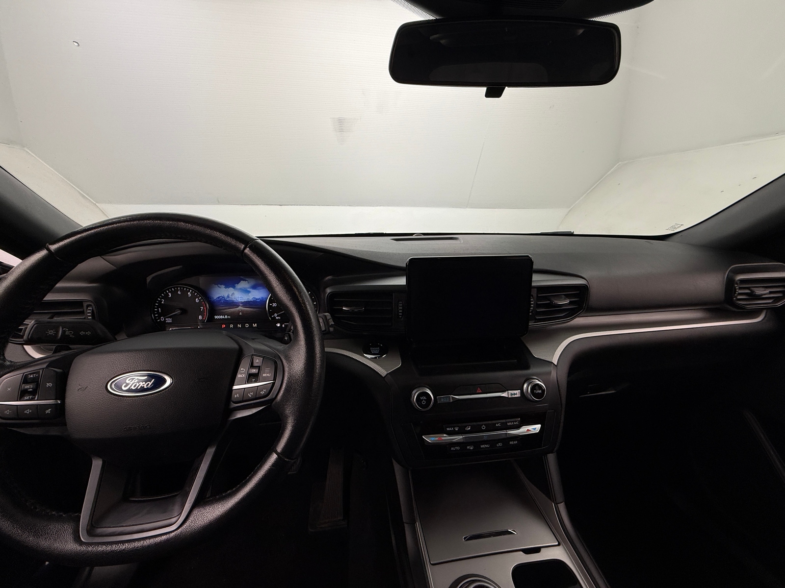 Thumbnail: 2020 Ford Explorer - 3