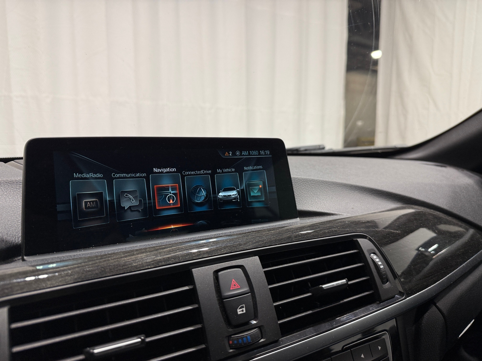 Thumbnail: 2017 BMW 4 Series - 3