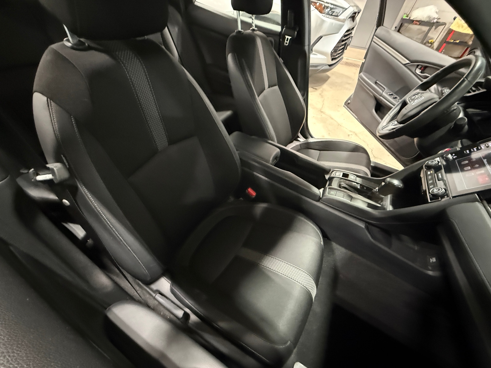 Thumbnail: 2021 Honda Civic - 2