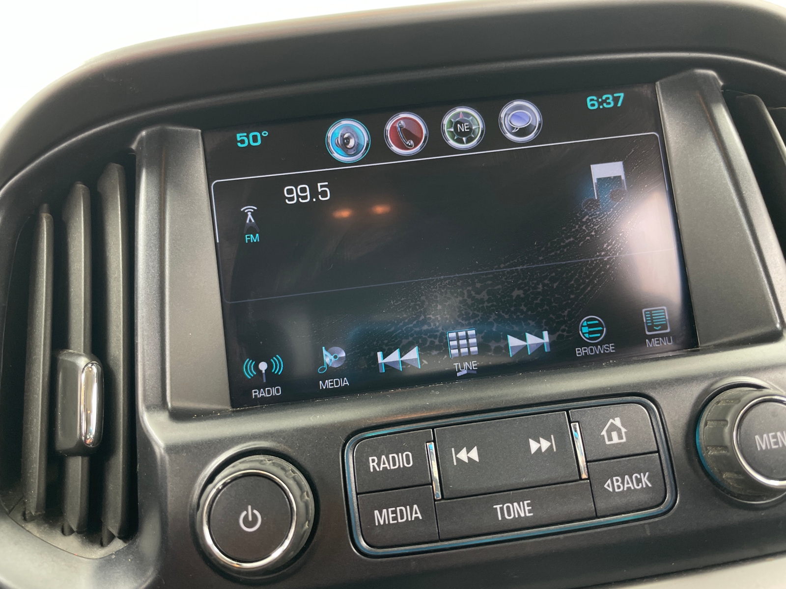 Thumbnail: 2017 Chevrolet Colorado - 4