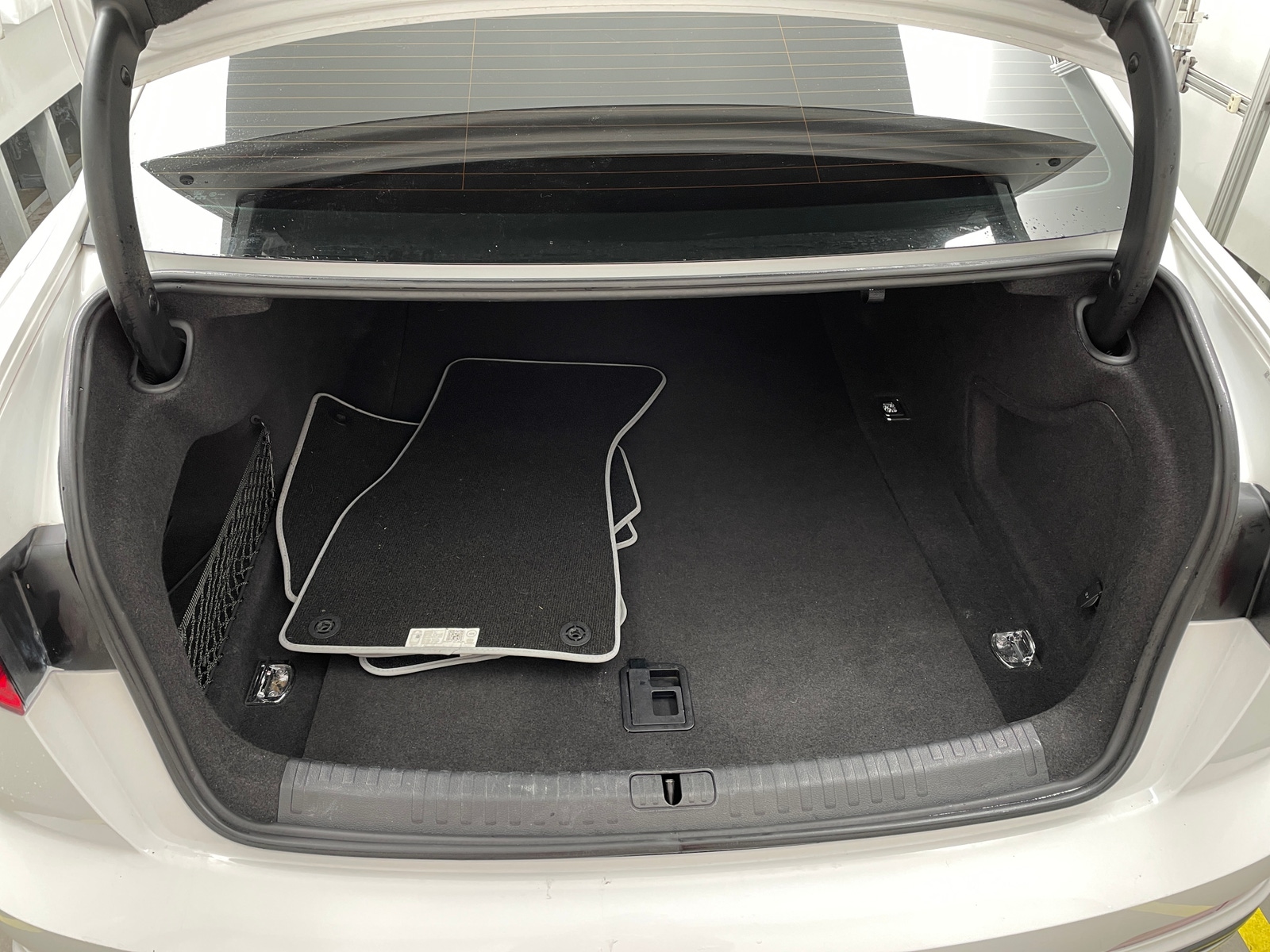 Thumbnail: 2019 Audi A6 - 6