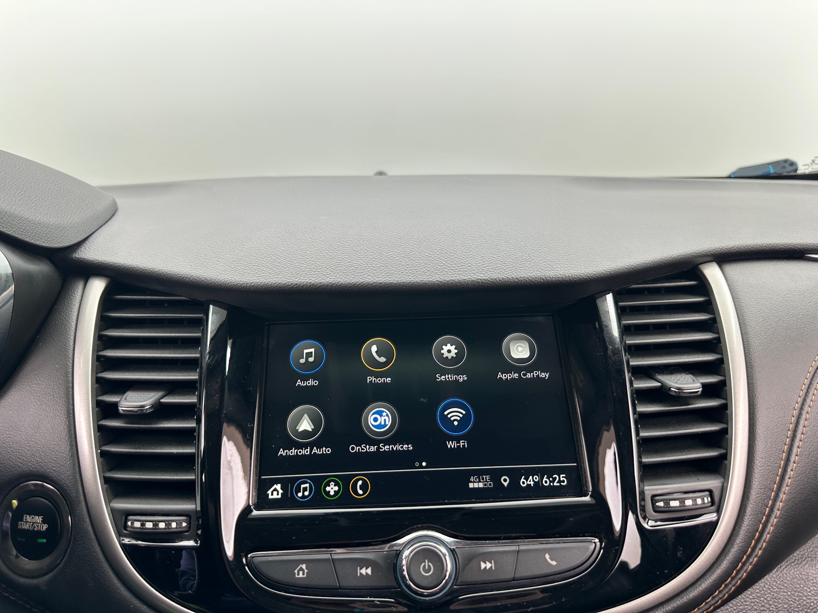 Thumbnail: 2019 Chevrolet Trax - 4