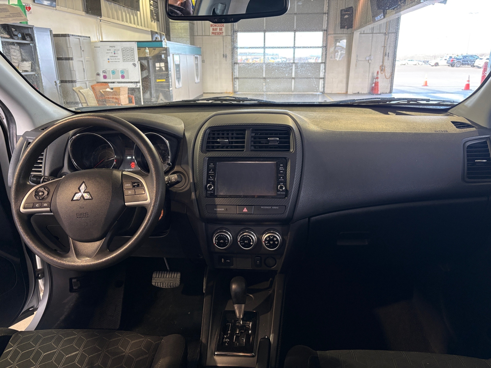 Thumbnail: 2022 Mitsubishi Outlander Sport - 3