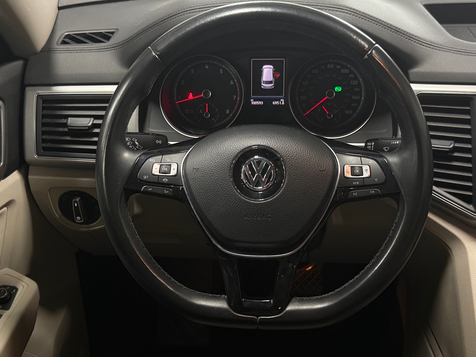 Thumbnail: 2019 Volkswagen Atlas - 4