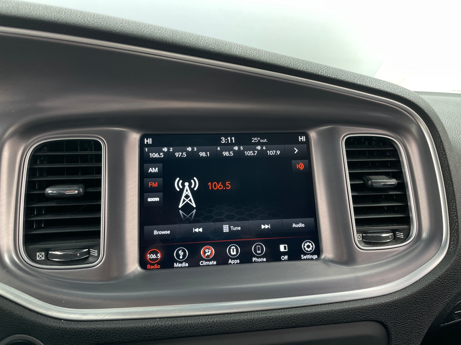 Thumbnail: 2019 Dodge Charger - 4