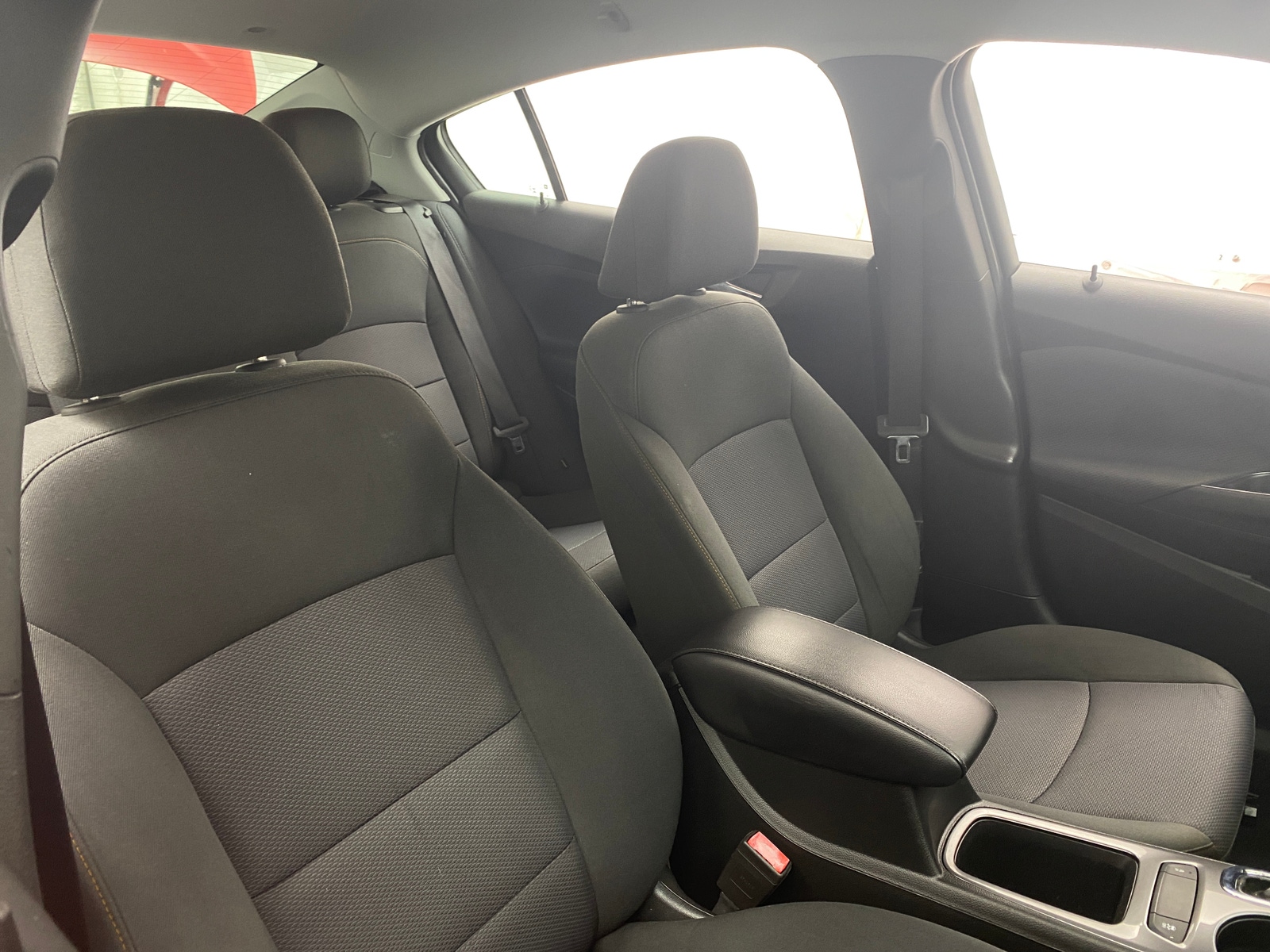 Thumbnail: 2019 Chevrolet Cruze - 2