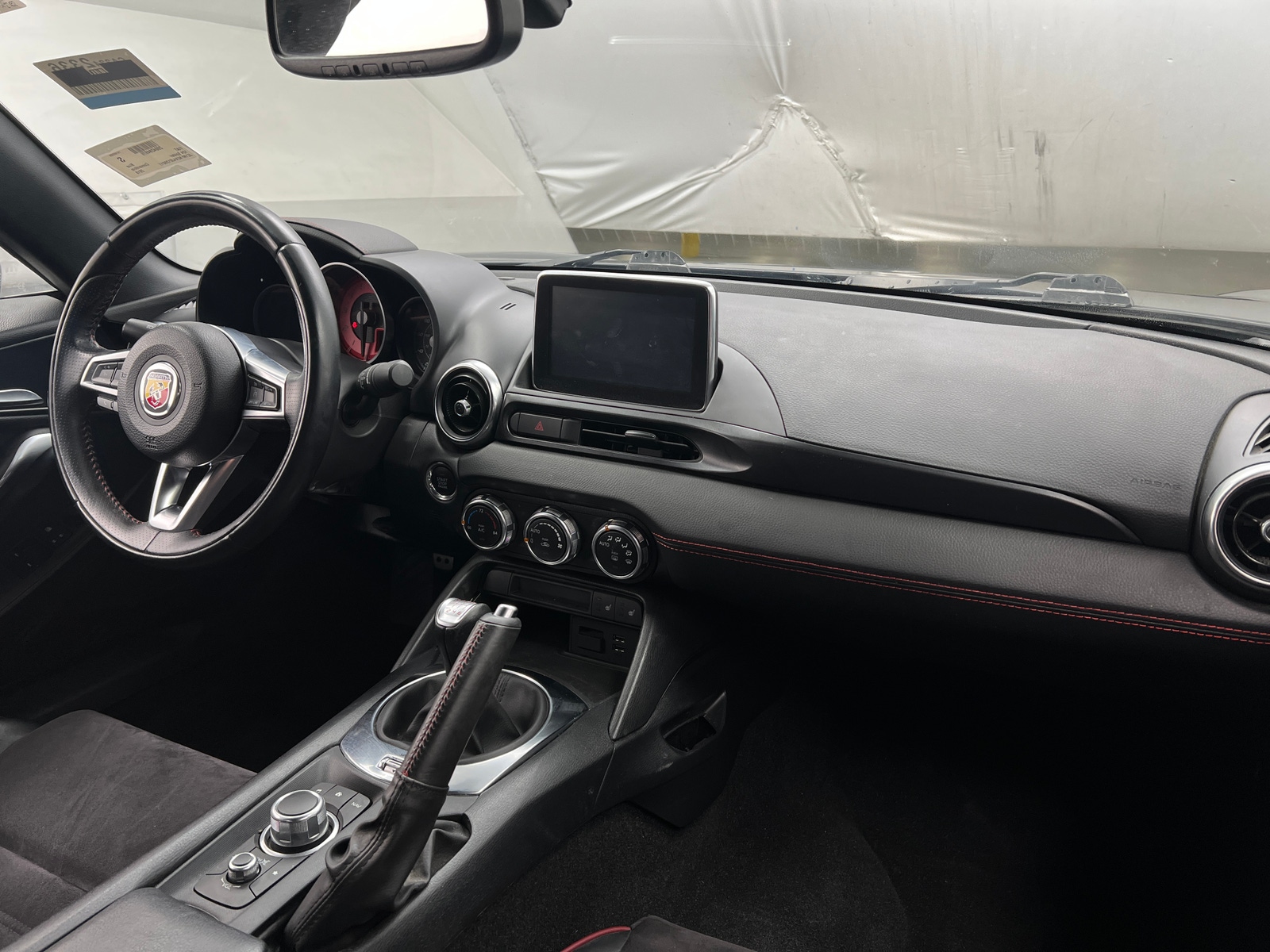 Thumbnail: 2018 Fiat 124 Spider - 2