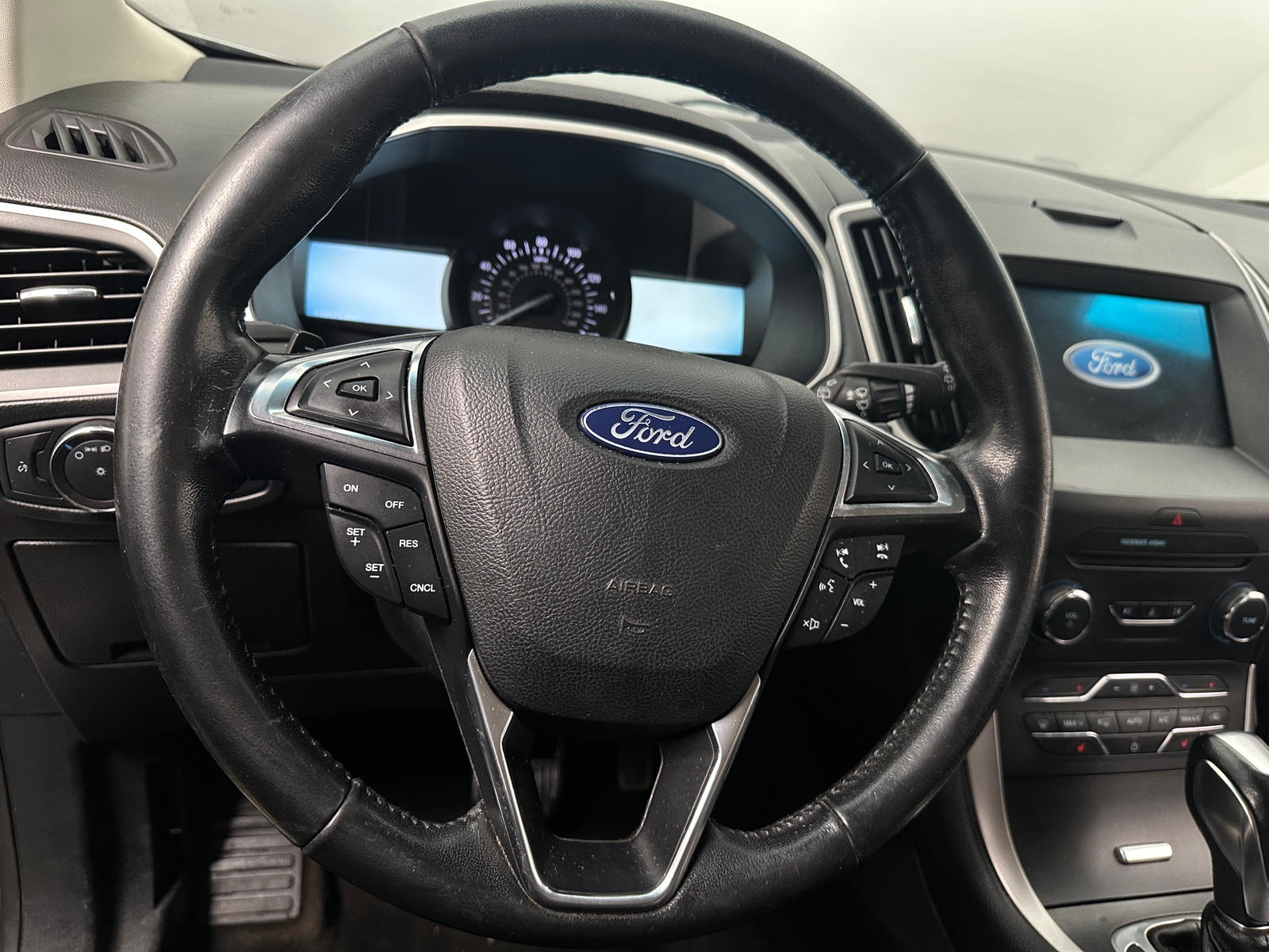 Thumbnail: 2018 Ford Edge - 4