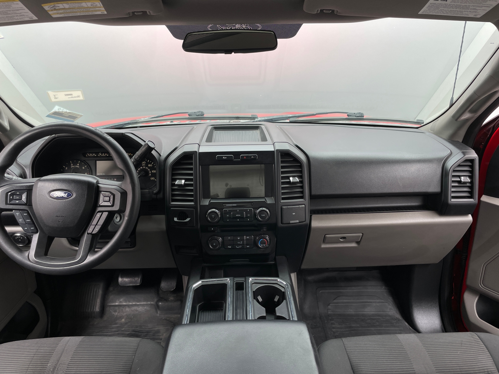 Thumbnail: 2018 Ford Econoline - 3