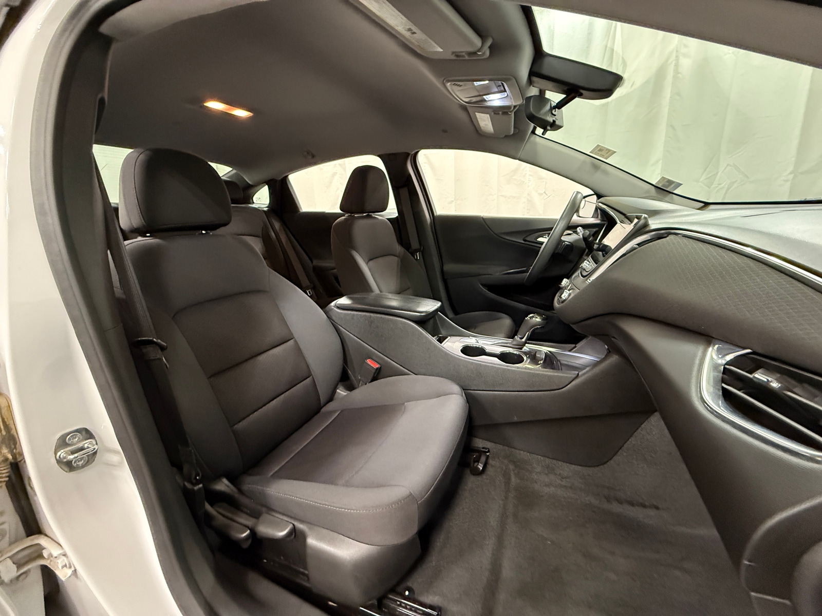 Thumbnail: 2020 Chevrolet Malibu - 2