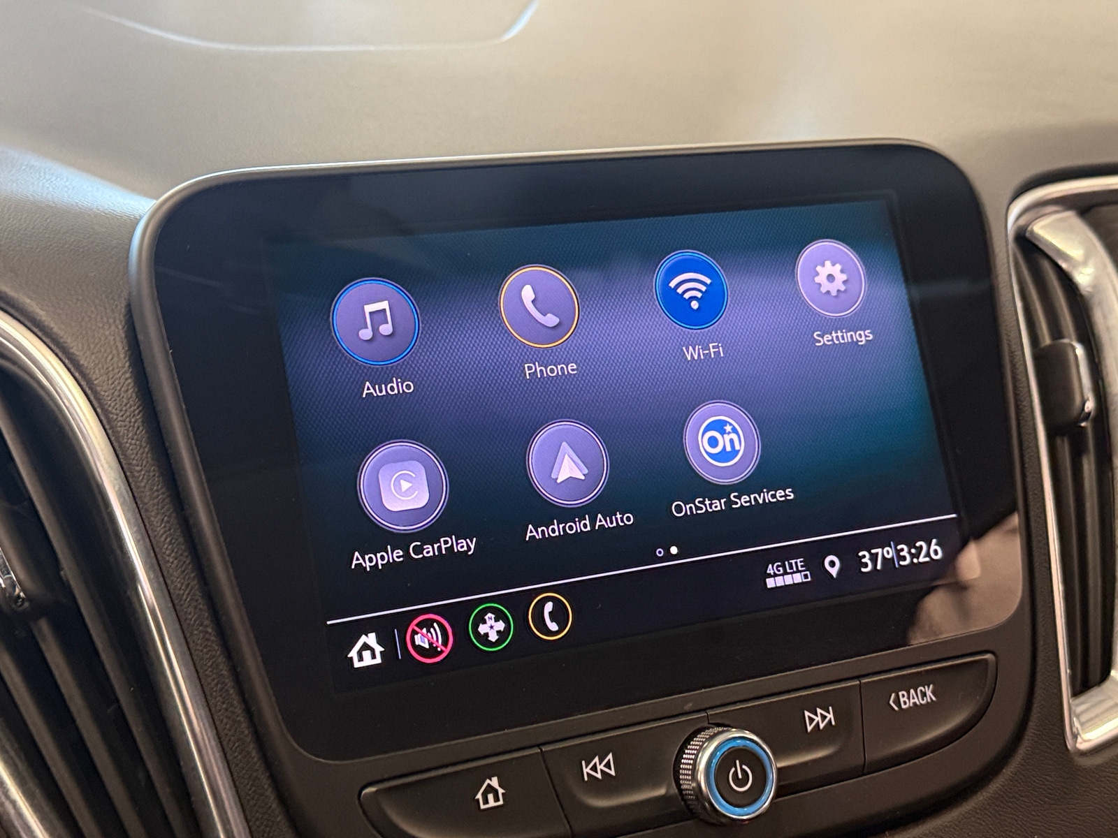 Thumbnail: 2020 Chevrolet Malibu - 4