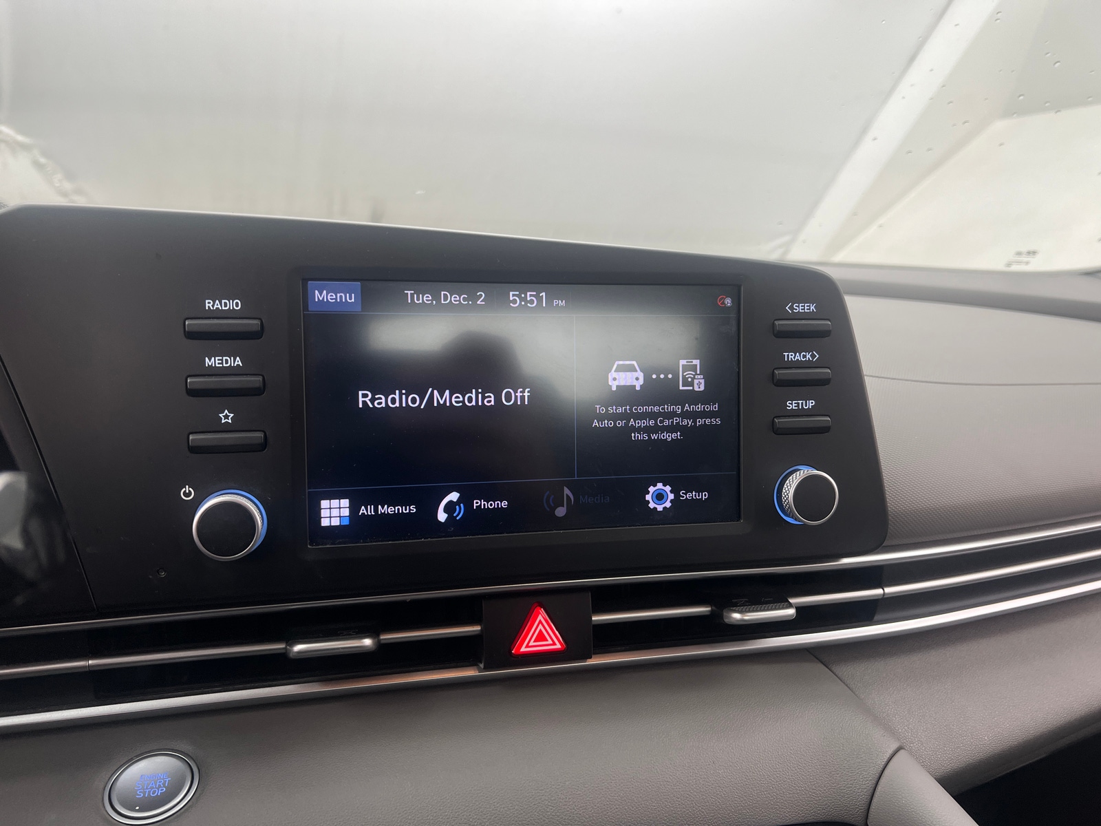 Thumbnail: 2023 Hyundai Elantra - 4