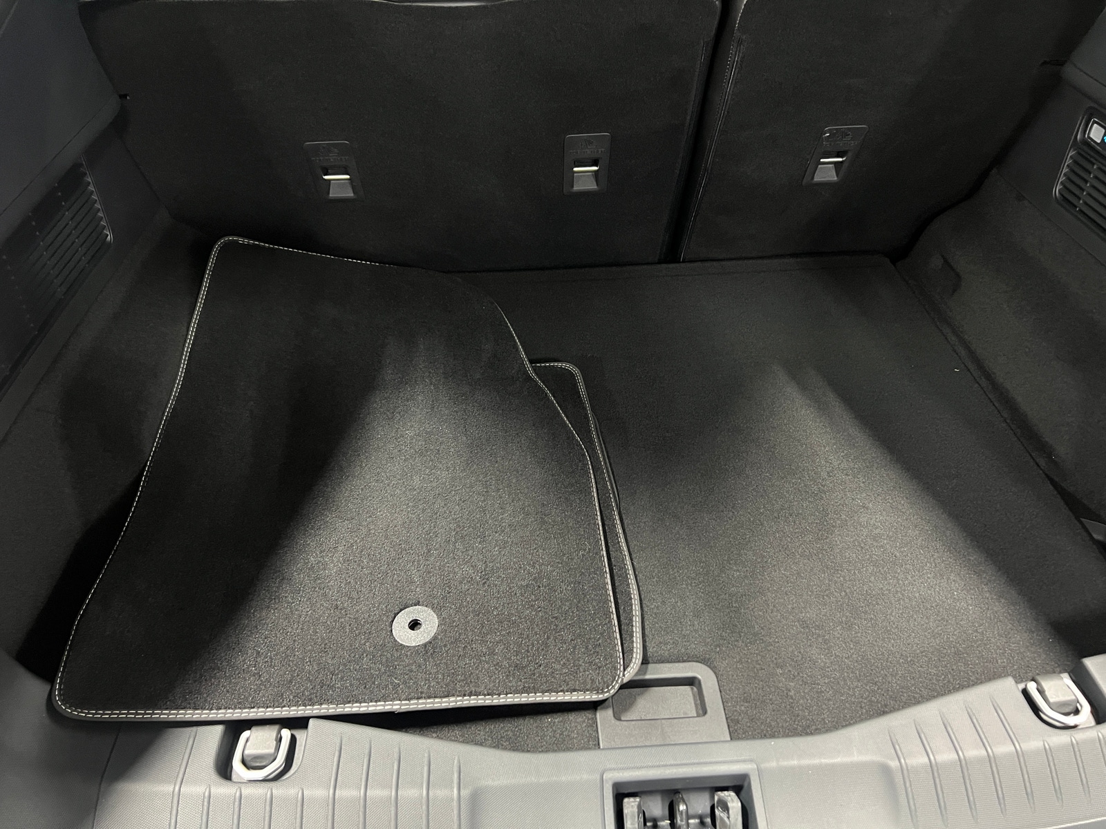 Thumbnail: 2025 Ford Mustang Mach-E - 6