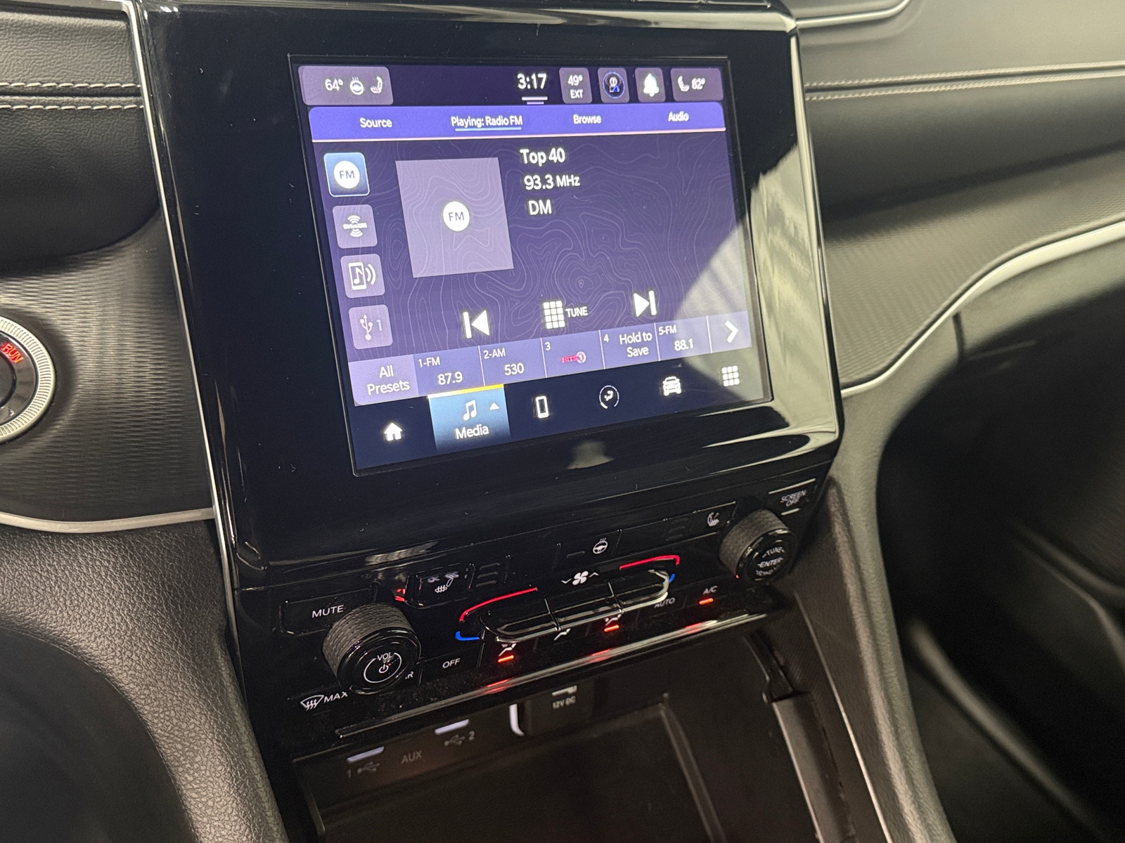 Thumbnail: 2024 Jeep Grand Cherokee - 3