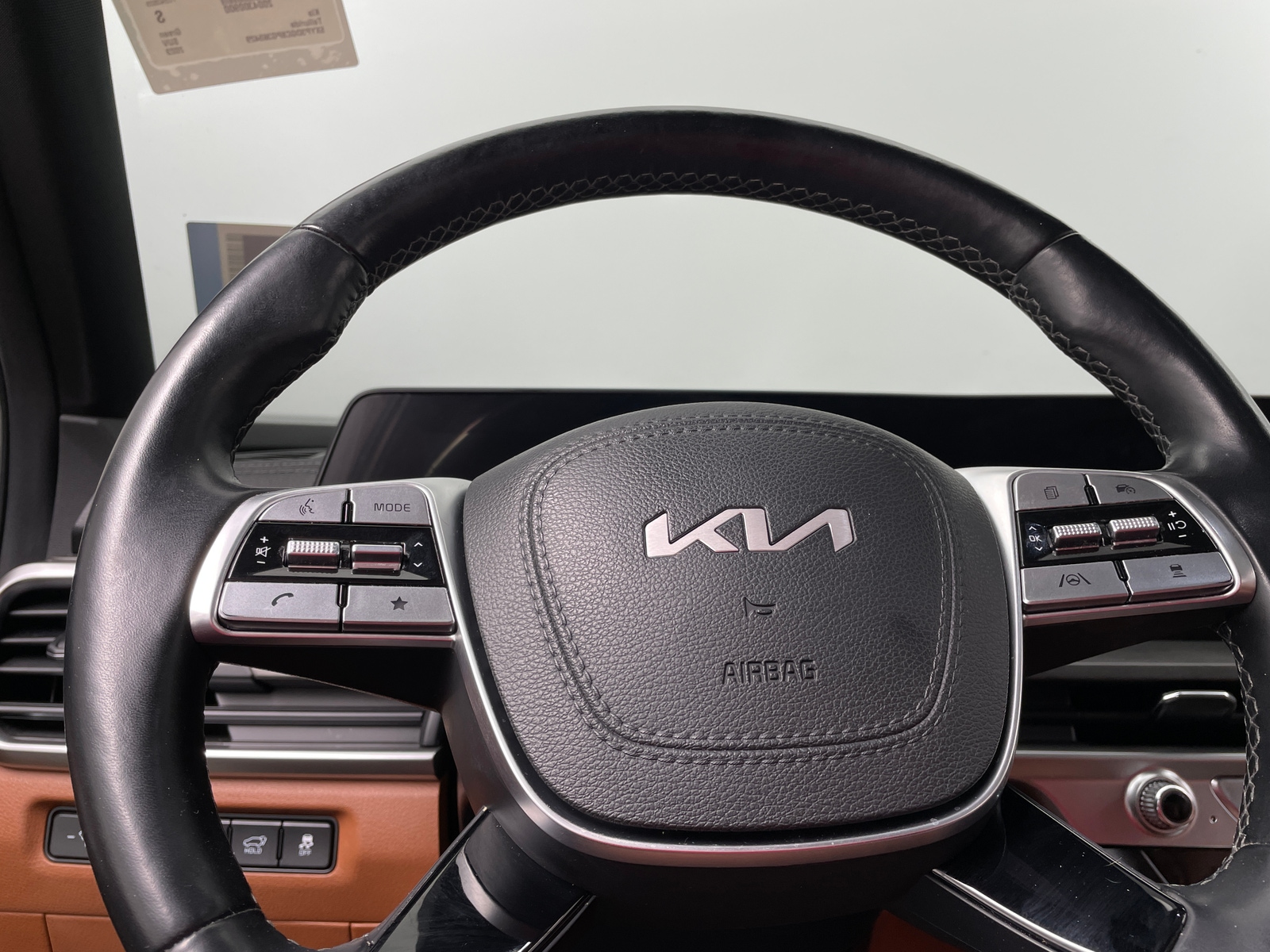 Thumbnail: 2023 Kia Telluride - 4