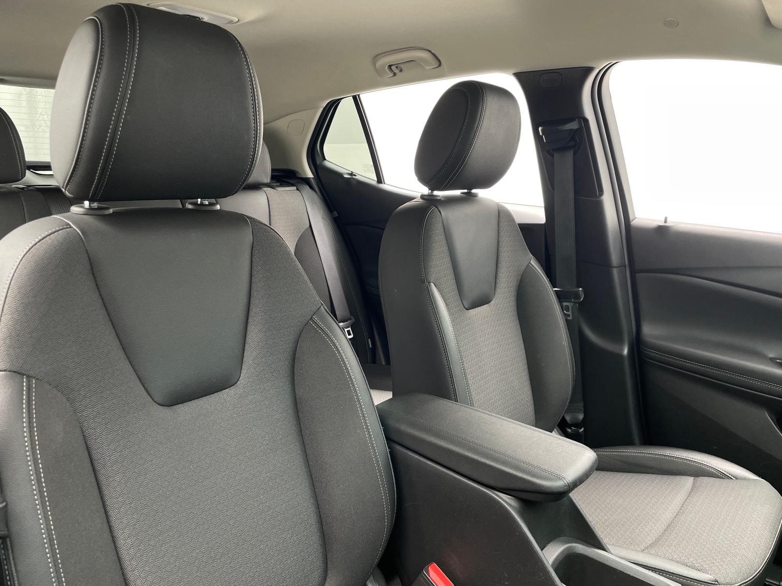 Thumbnail: 2025 Buick Encore GX - 2