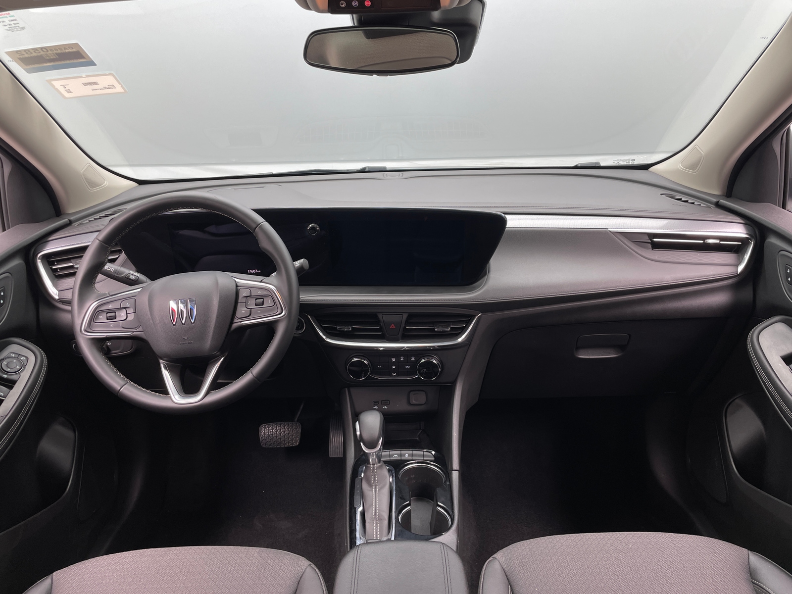 Thumbnail: 2025 Buick Encore GX - 3