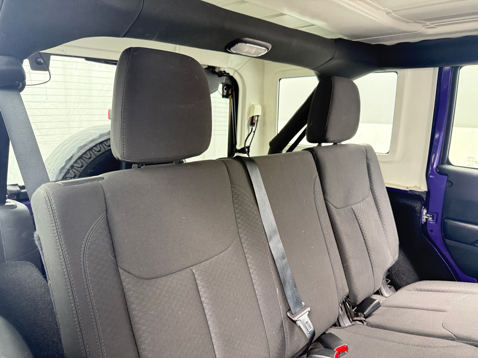 Thumbnail: 2017 Jeep Wrangler - 6