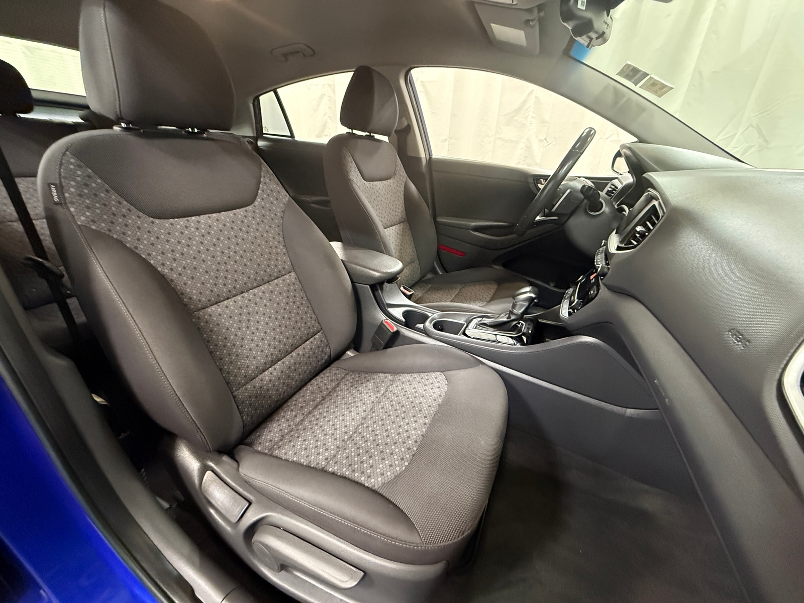 Thumbnail: 2019 Hyundai Ioniq - 2