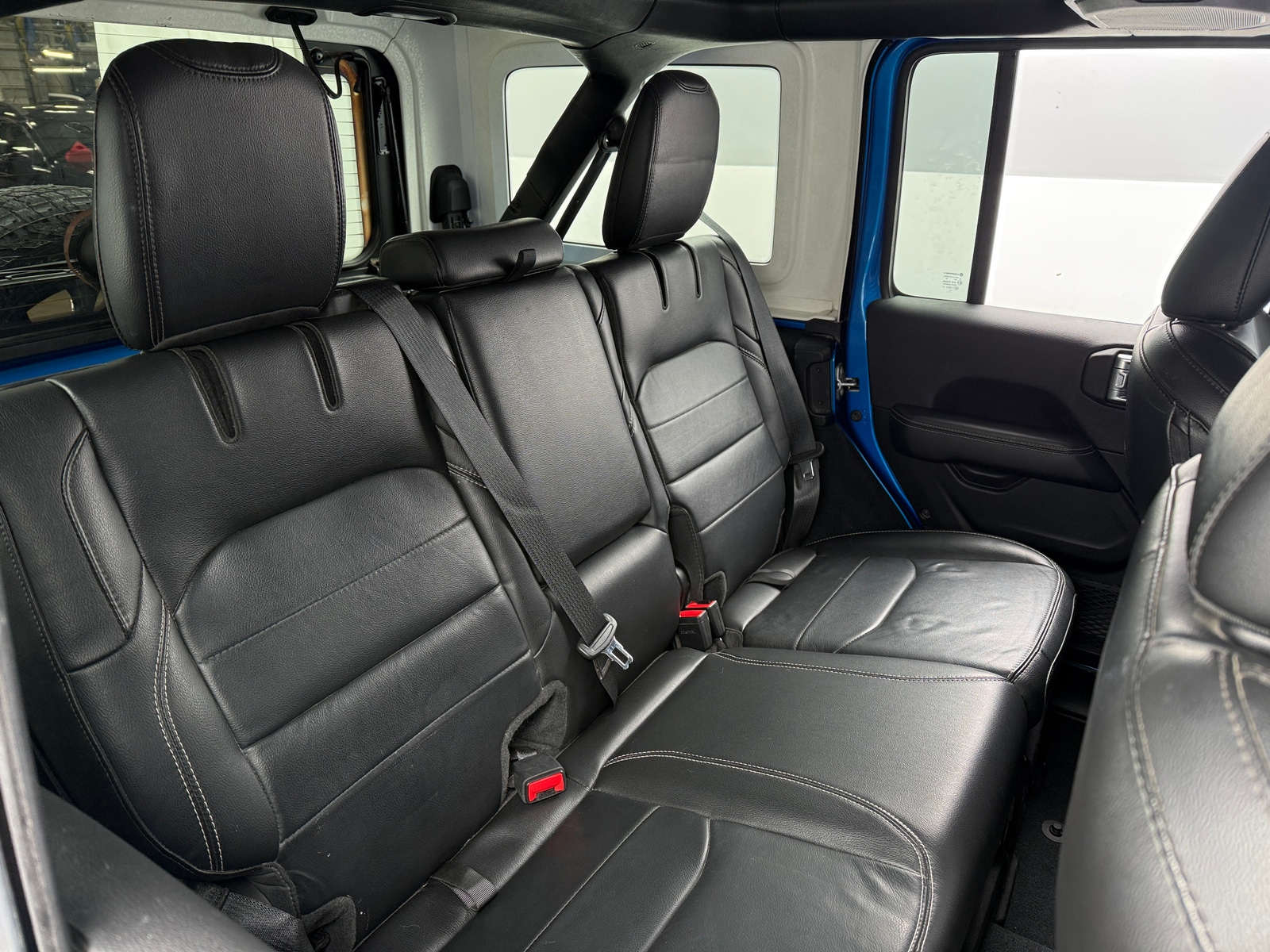 Thumbnail: 2022 Jeep Wrangler - 5