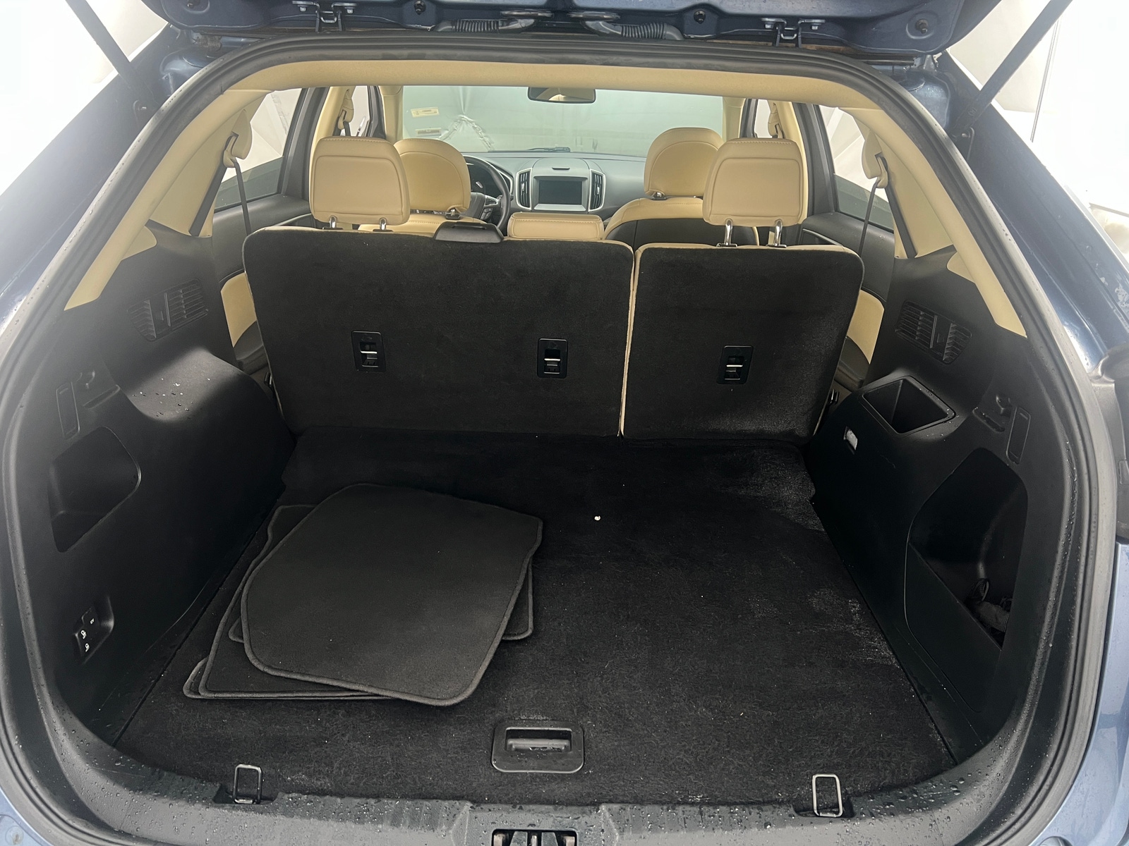 Thumbnail: 2019 Ford Edge - 7