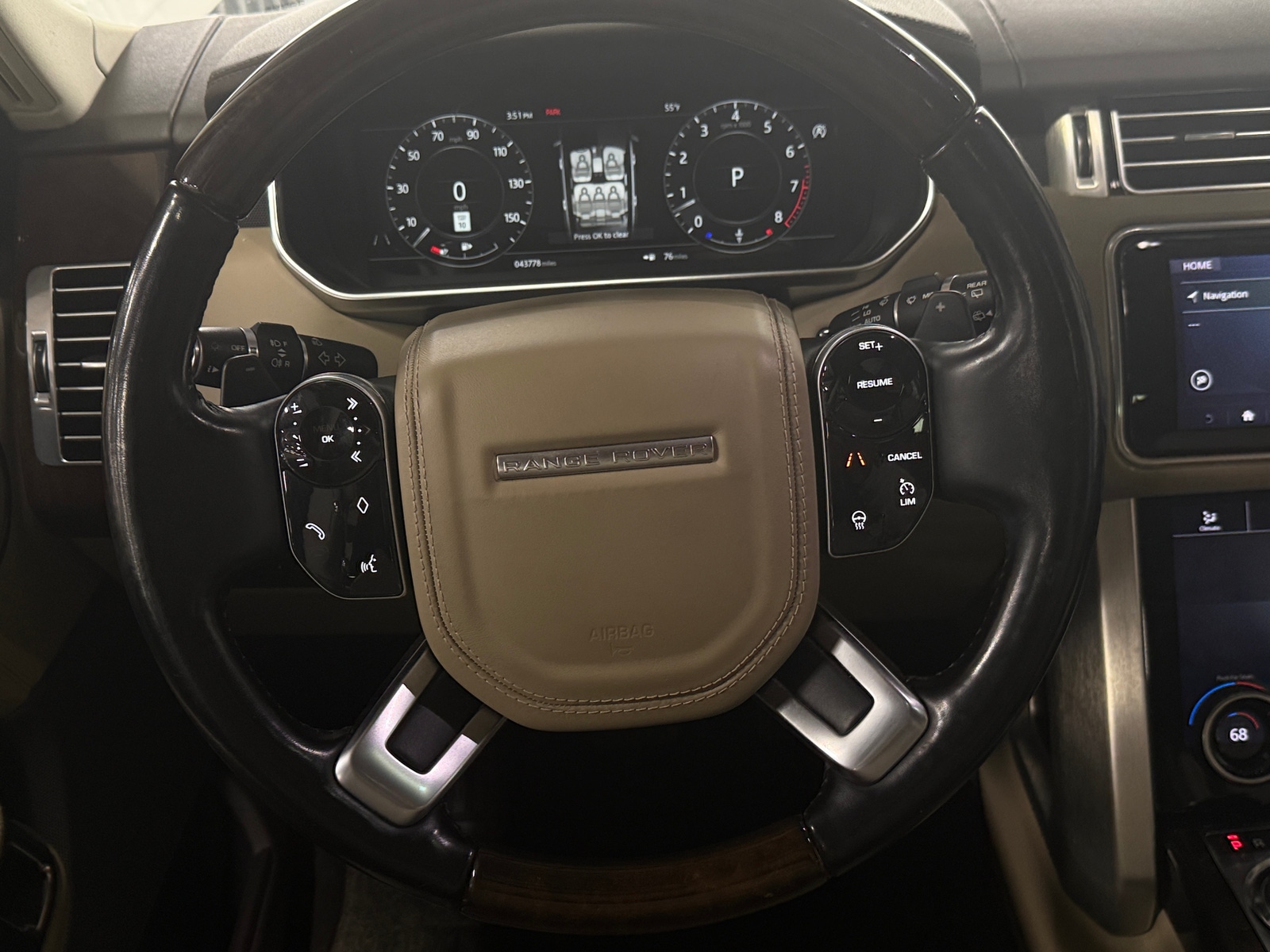 Thumbnail: 2018 Land Rover Range Rover - 4