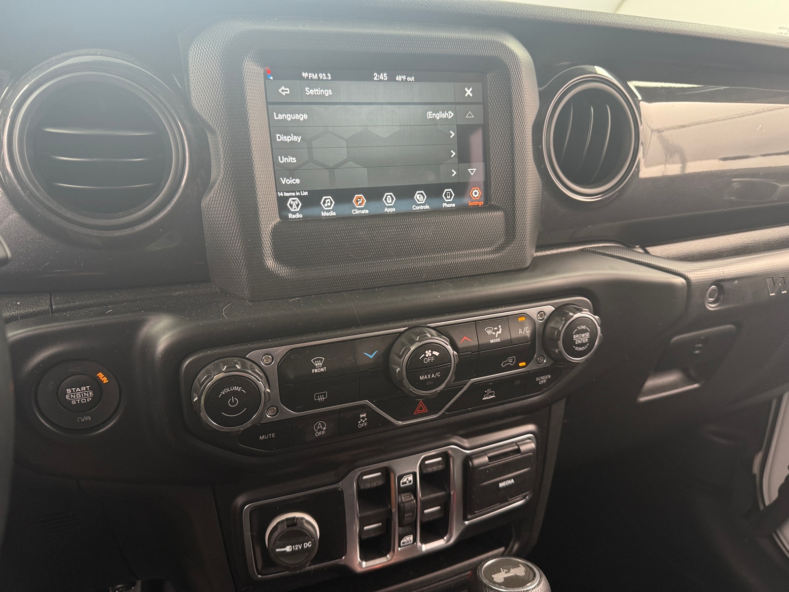 Thumbnail: 2022 Jeep Wrangler - 4