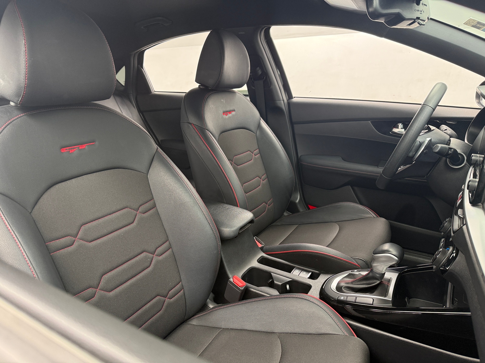 Thumbnail: 2022 Kia Forte - 2