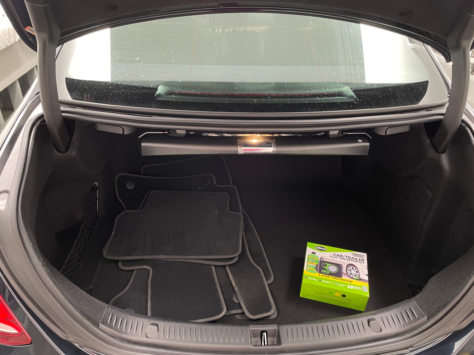 Thumbnail: 2017 Mercedes-Benz E-Class - 6