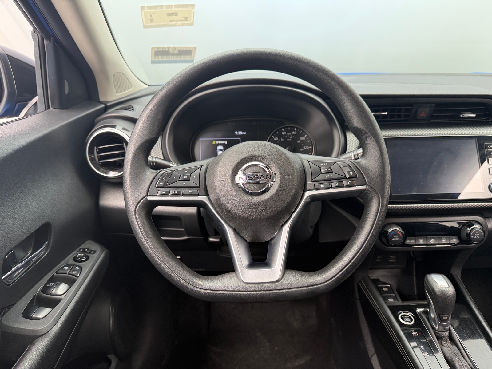 Thumbnail: 2021 Nissan Kicks - 5