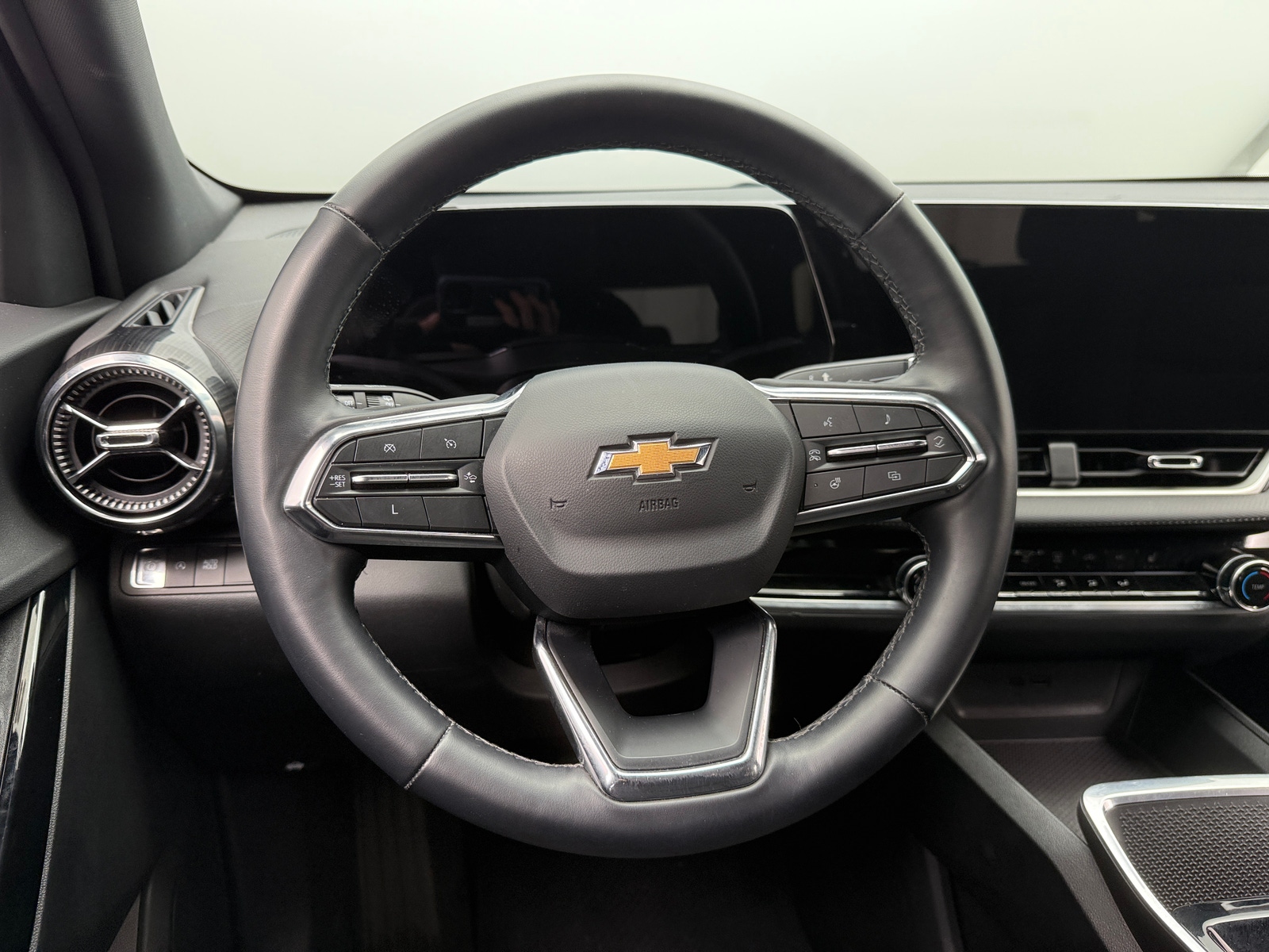 Thumbnail: 2025 Chevrolet Equinox - 5